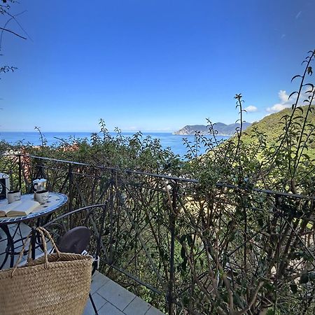 Pietra Azzurra, Newly Renovated Apartment Corniglia Ngoại thất bức ảnh