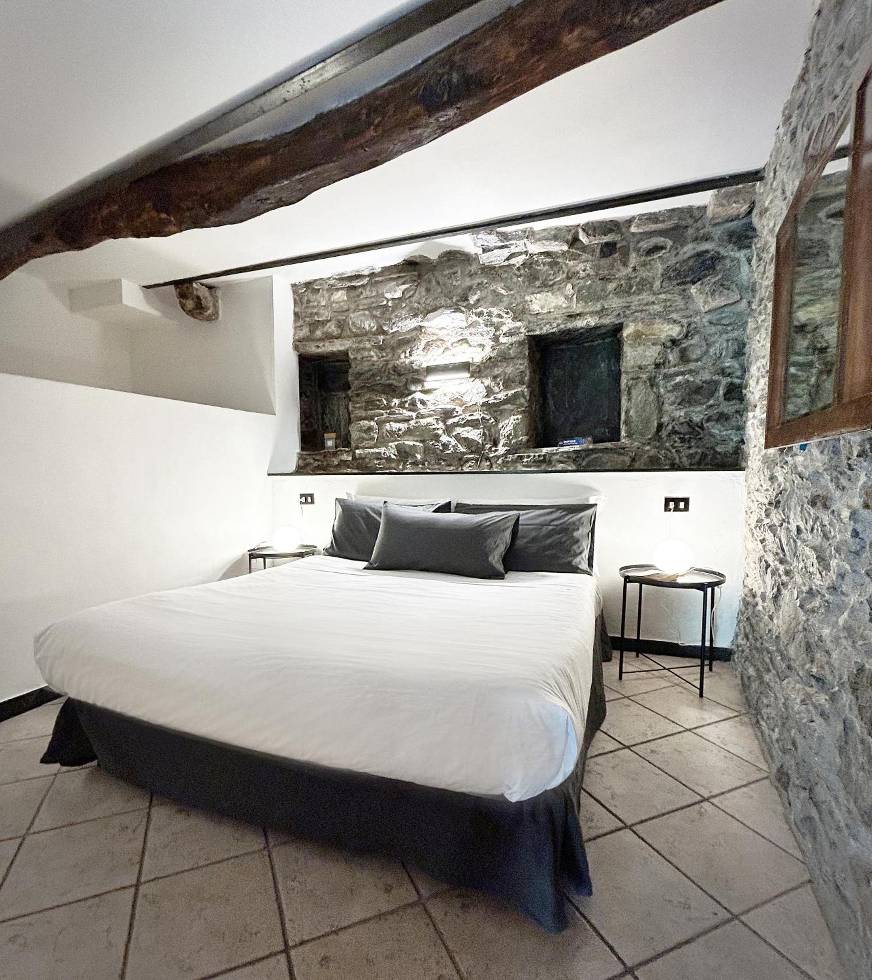 Pietra Azzurra, Newly Renovated Apartment Corniglia Ngoại thất bức ảnh